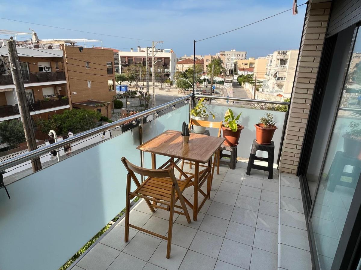 Ferienwohnung Atico En Cubelles Playa Exterior foto